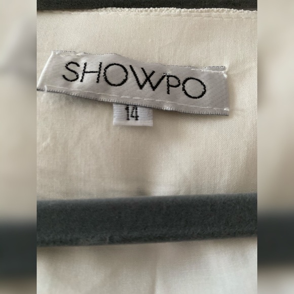 SHOWPO Maxi  flower print dress - Picture 7 of 8